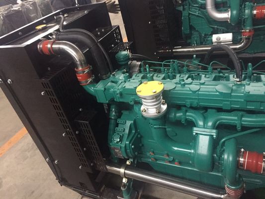 Set di generatore diesel Weichai Deutz da 120 kW con corrente nominale di 180 A e sistema di raffreddamento ad acqua