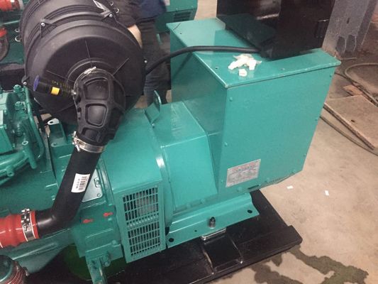 Set di generatore diesel Weichai Deutz da 120 kW con corrente nominale di 180 A e sistema di raffreddamento ad acqua