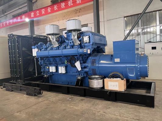 1875KVA Guangxi Yuchai Diesel Generator Set 1500KW Potenza elevata Sistema di avvio automatico