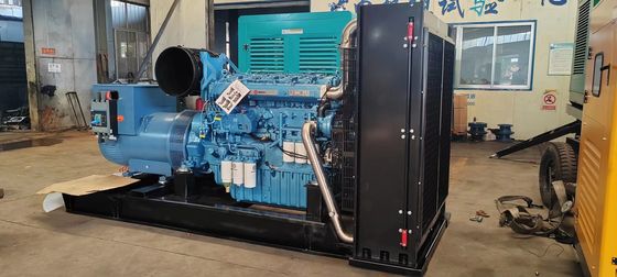 Set di generatori diesel da 550 kW con certificazione ISO9001 e sistema portatile di raffreddamento ad acqua